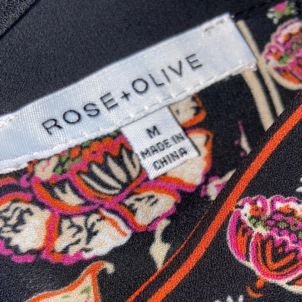 Sale! Vibrant Floral Patterned Women's Top with Bat Wings. Rose + Olive, size M - Picture 8 of 12